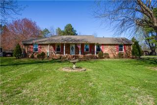 4359 Nicks Dr, Springfield, TN 37172-5823