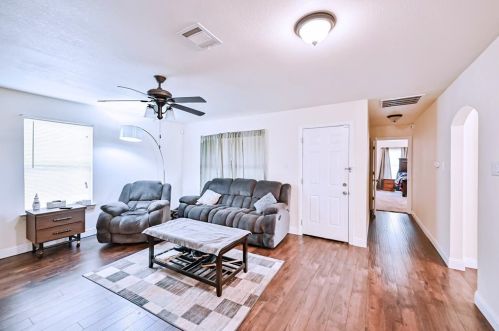 4925 Fitzhugh Ave, Fort Worth TX  76105-4354 exterior