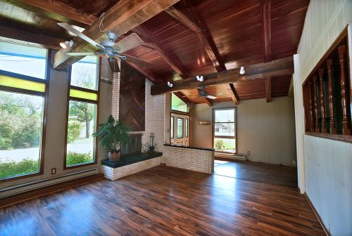 801 Glover St, Ottawa, IL 61350-3841