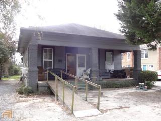 808 Euclid St, Dublin, GA 31021-4026