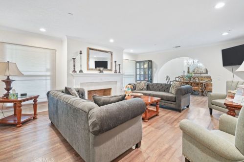 644 Mariposa Dr, Redlands CA  92373-7354 exterior