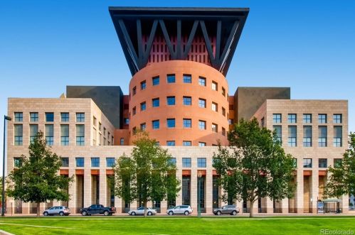 800 Washington St, Denver CO  80203-3320 exterior