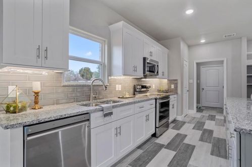 9513 Santa Monica Dr, Fort Worth TX  76116-5926 exterior