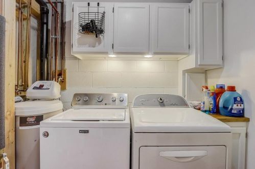 2862 Castleford Ct, Saint Paul MN  55125-3416 exterior