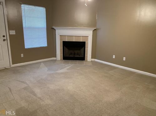 160 Chandler Field Dr, Porterdale, GA 30016-0940