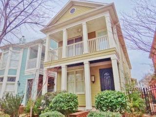 600 Monteigne Blvd, Memphis, TN 38103-8735