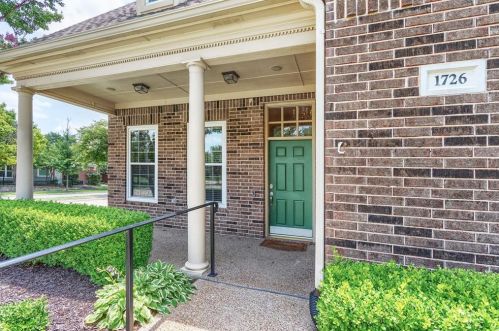 1726 Morning Glory, Carrollton TX 75007-1420 exterior