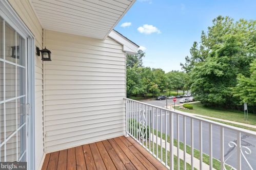 5 Garfield Way, Princeton NJ  08540-1669 exterior