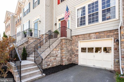 921 Buttonwood Ter, Leesburg, VA 20176-6687