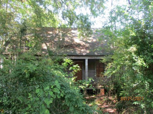 26 Kimble St, Newnan, GA 30263-2248