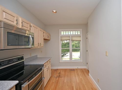 2102 Alpine Pl, Cincinnati OH  45211-3528 exterior