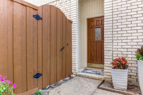 4324 Capistrano Dr, Dallas TX  75287-4007 exterior