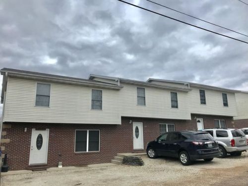 903 Benton St, Linn, MO 65051-3337