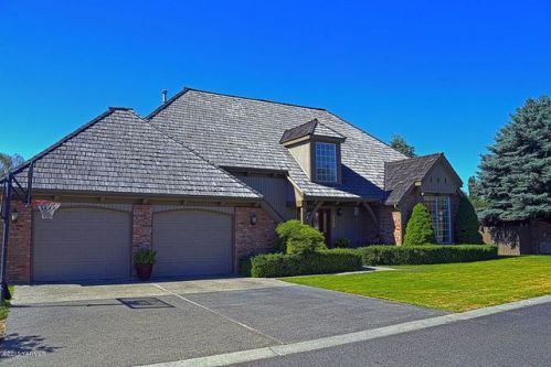 7509 Barge Ct, Yakima, WA 98908-1580