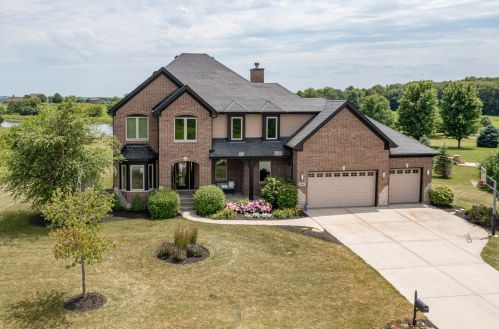 4354 Cherry Rd, Oswego, IL 60543-6804