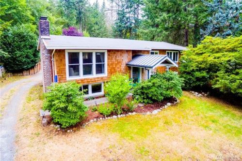 25125 122nd Ave, Vashon, WA 98070-7820