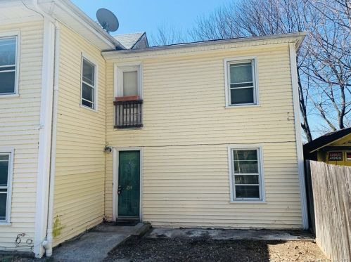 214 Derby Ave, Derby CT  06418-2012 exterior