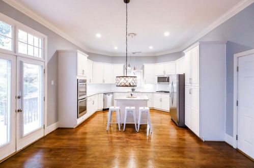 1057 Fielding Park Ct, Atlanta GA  30319-1989 exterior