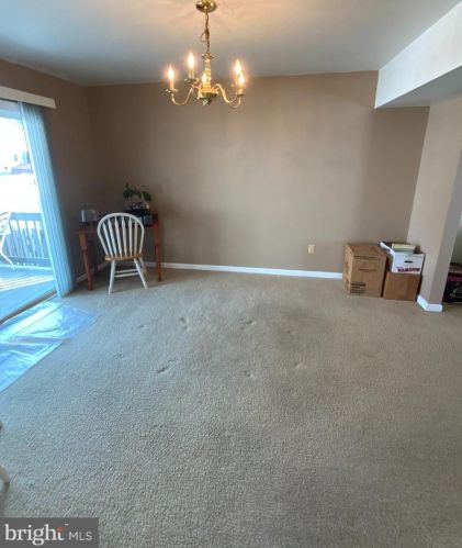 1300 Pine St, Shady Side MD 20764-9429 exterior