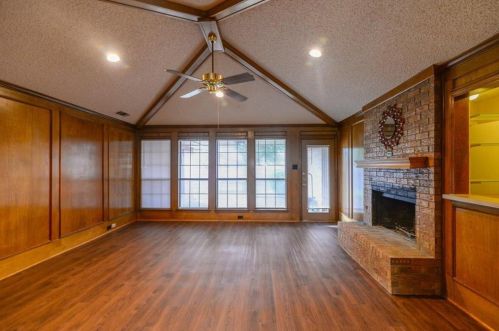 5326 Anchor Cove Cir, Garland TX  75043-4800 exterior