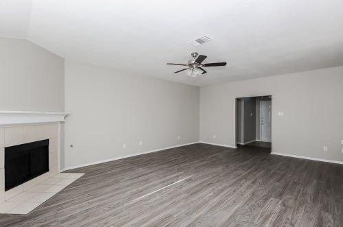 1708 Mcgarry Ln, Midlothian TX  76063-7926 exterior
