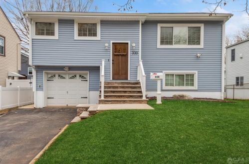 330 Durham Ave, Metuchen, NJ 08840-1748