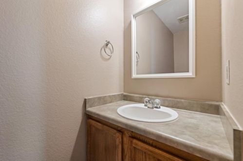 268 Loon Lake Dr, Uhland TX  78640-5762 exterior