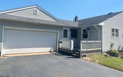 503 Boesel Ave, Manville, NJ 08835-2412