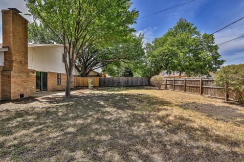 1829 Spruce Ln, Fort Worth TX  76126-3909 exterior