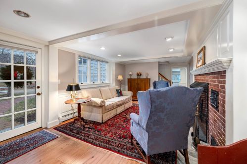 6 Courthouse Rd, Amherst, NH 03031-2904