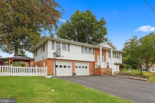 4005 Eldine Ave, York, PA 17408-9329