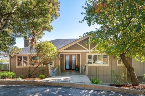 368 Clorinda Ave, San Rafael, CA 94901-3613