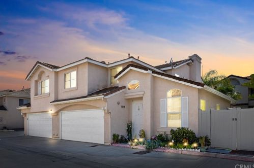 2626 Ball Rd, Anaheim CA  92804-5095 exterior