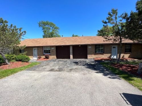 11450 Everett St, Waukegan, IL 60087-1547