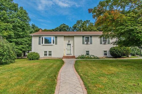 4 Melinda Ter, Killingly, CT 06239-1517