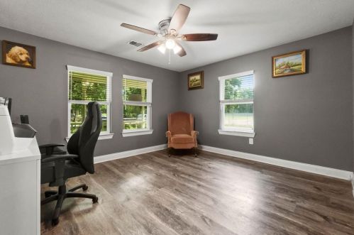333 Woolridge Dr, Conroe TX  77301-6230 exterior