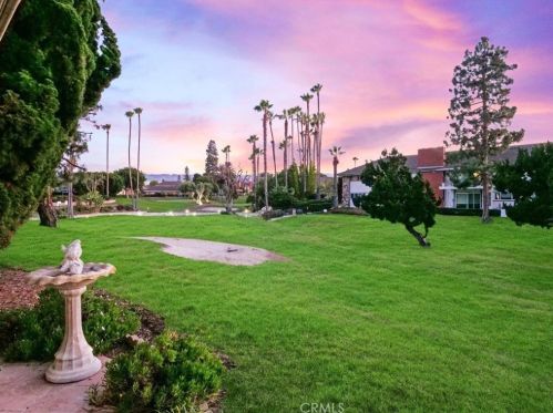 22719 Maple Ave, Torrance, CA 90505-8092