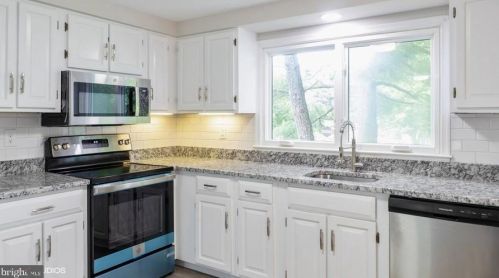 9516 Sweet Grass Rdg, Columbia, MD 21046-2066