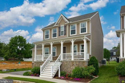 890 Fenton Ave, Lancaster, PA 17601-5768