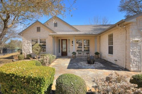 118 High Trail Dr, Georgetown, TX 78633-4516