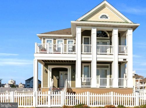 140 Maine Ave, Atlantic City, NJ 08401-5546