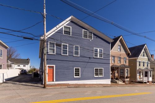 277 Marcy St, Portsmouth, NH 03801-4619