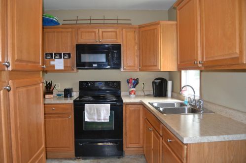319 8th St, Brewster, MN 56119-4030