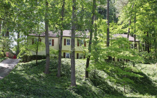 4028 Stovall Ter, Atlanta, GA 30342-3933