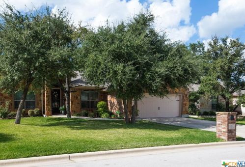 3207 Wildcatter Dr, Morgans Point, TX 76513-5610