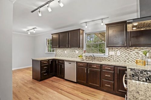 3764 Evans Rd, Atlanta GA  30340-4831 exterior