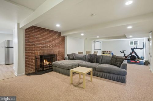 9505 Ocala St, Silver Spring MD 20901-3049 exterior