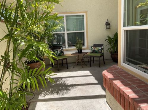 36 Sunlight, Irvine CA  92603-3724 exterior