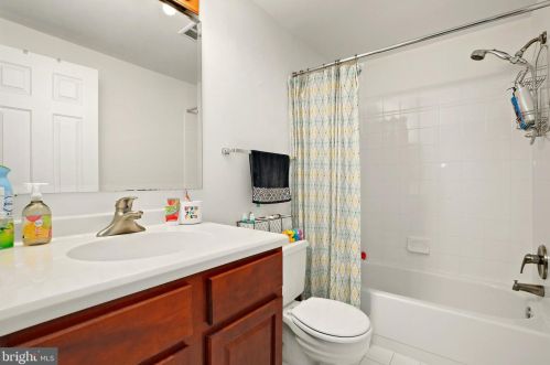 1812 Tufa Ter, Silver Spring MD 20904-5352 exterior