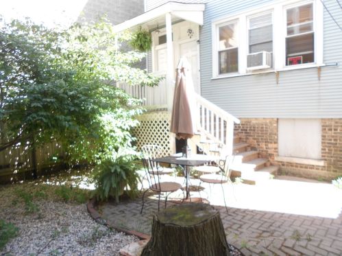 3229 Wilton Ave, Chicago IL  60657-2279 exterior